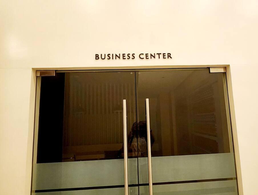 Casa Antonio At Uptown Parksuites Tower One Bgc 马尼拉 外观 照片