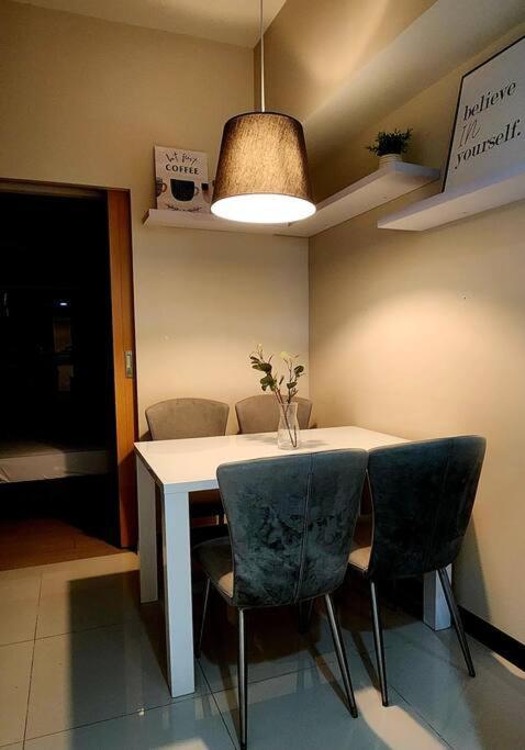 Casa Antonio At Uptown Parksuites Tower One Bgc 马尼拉 外观 照片
