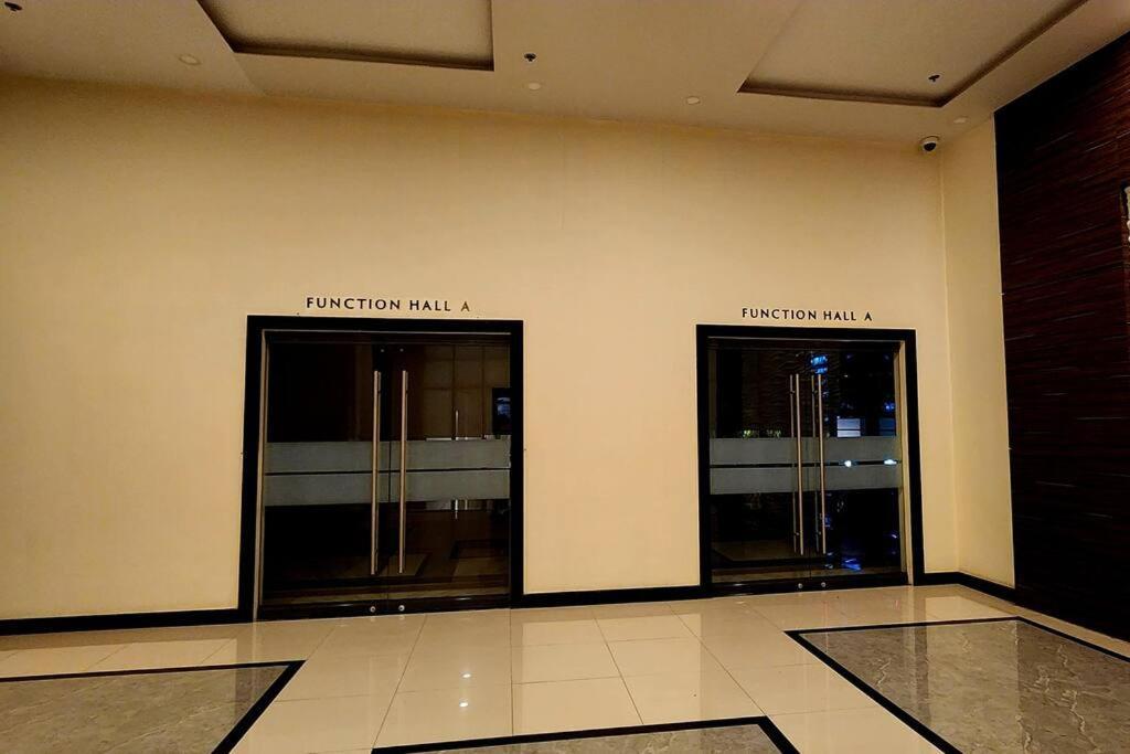 Casa Antonio At Uptown Parksuites Tower One Bgc 马尼拉 外观 照片