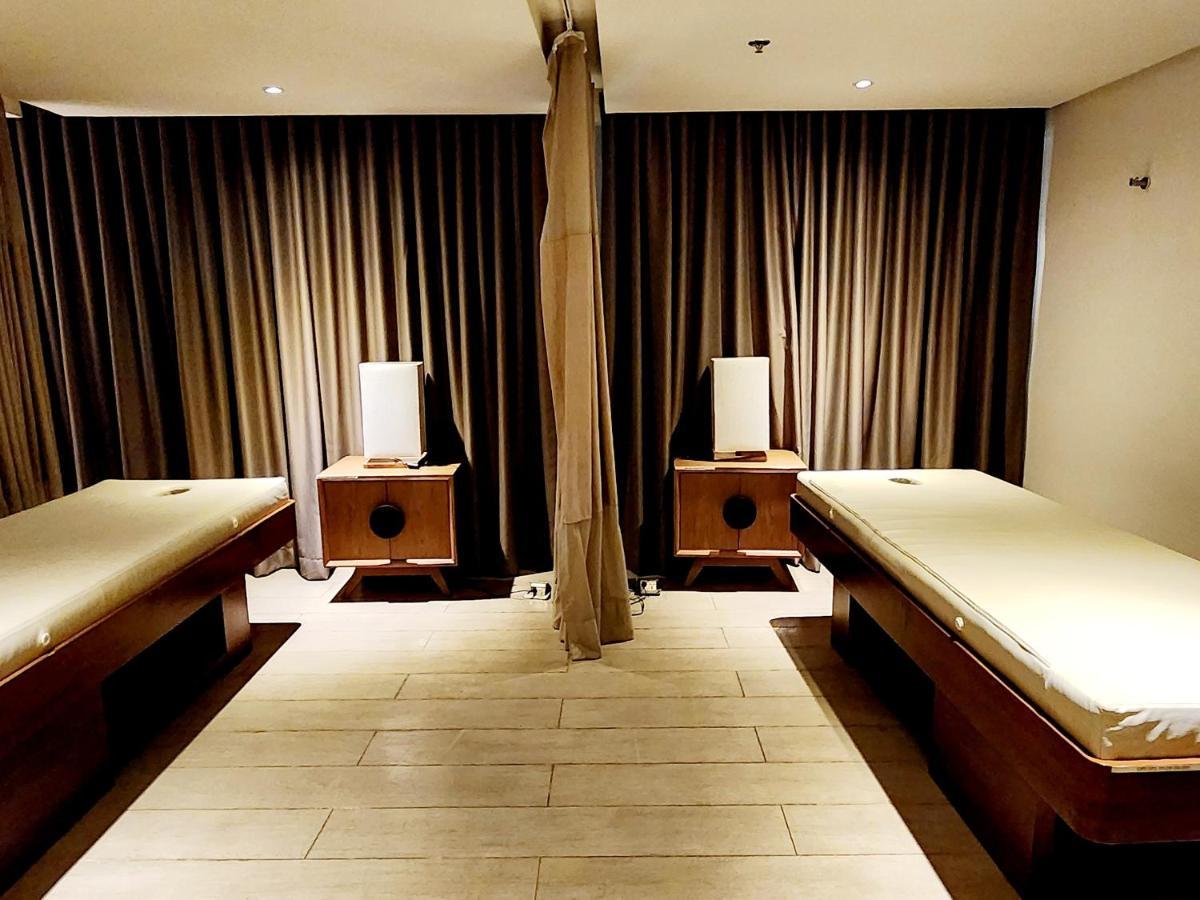 Casa Antonio At Uptown Parksuites Tower One Bgc 马尼拉 外观 照片